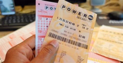 Can Canadian lottery players play the US Powerball .